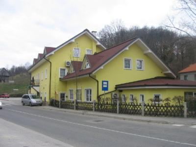 Gostisce Senica Hotel Senovo Luaran gambar